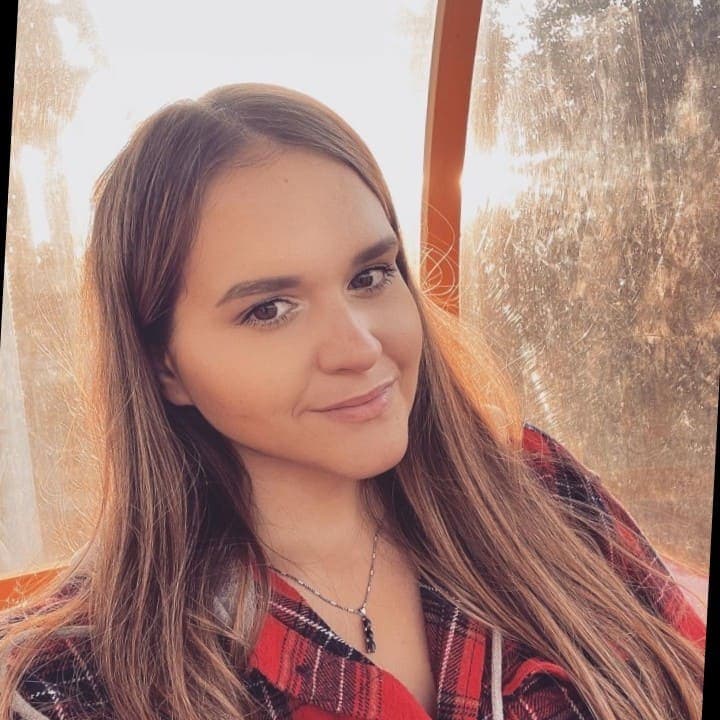 Anastasiya Tsvirko testimonial avatar